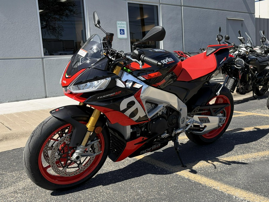 2021 Aprilia Tuono V4