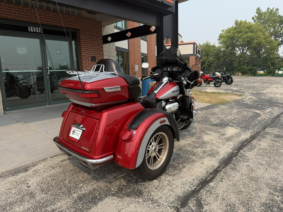 FLHTCUTG 2019 Tri Glide Ultra