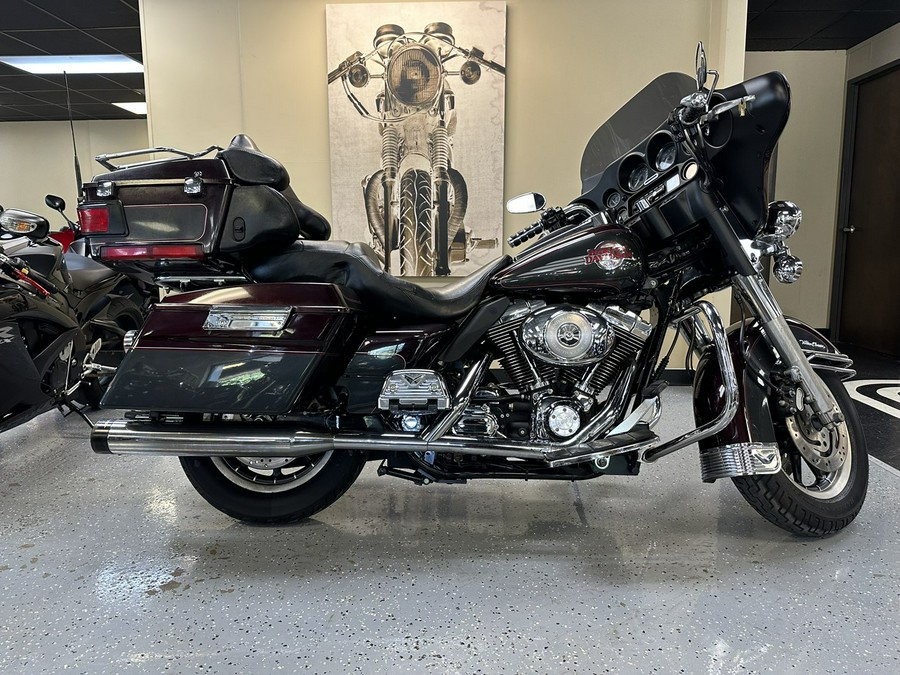 2005 Harley-Davidson® FLHTCUI