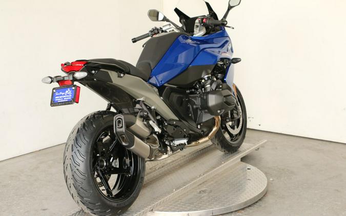 2026 BMW R 1300 RS