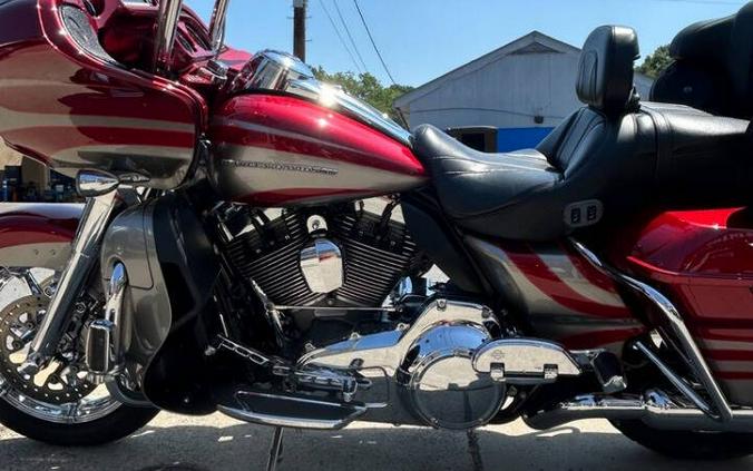 2016 Harley-Davidson CVO Road Glide Ultra FLTRUSE