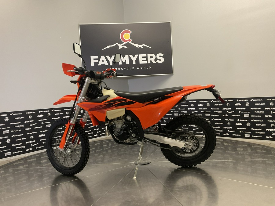 2027 KTM 350 EXC-F - 42731M