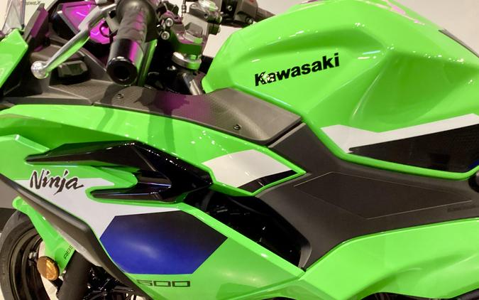 2026 KAWASKI Ninja 500