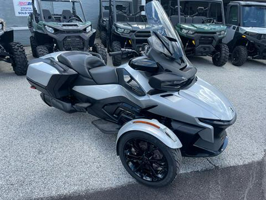 2023 Can-Am Spyder RT