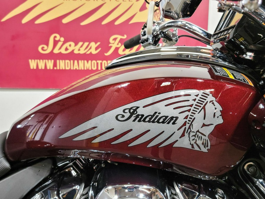 2023 Indian Motorcycle® Challenger® Limited Maroon Metallic