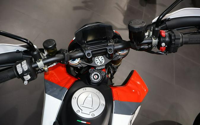 2025 Ducati Hypermotard 950 SP Special Livery 950 SP