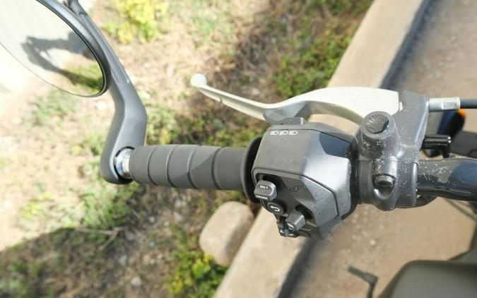 New 2025 INDIAN MOTORCYCLE SPORT SCOUT LIMITED WITH TECH PACKAGE