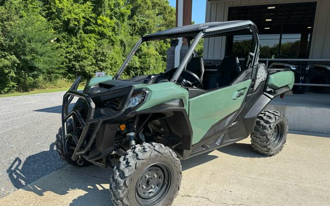2024 Can-Am Commander DPS 1000R