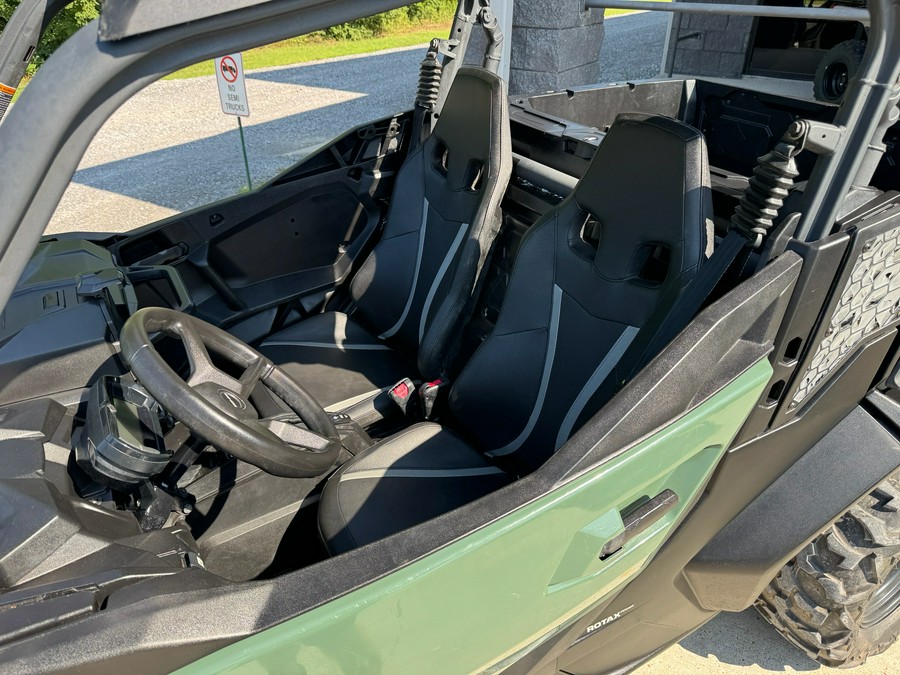 2024 Can-Am Commander DPS 1000R