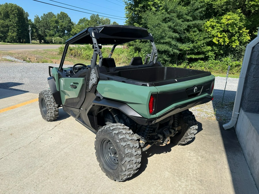 2024 Can-Am Commander DPS 1000R
