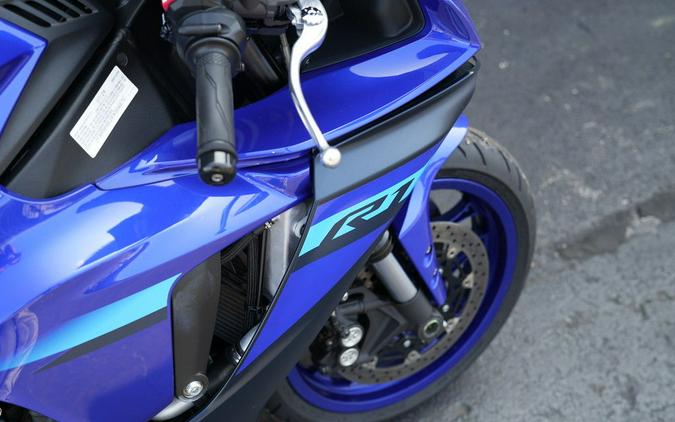 2024 Yamaha YZF-R1