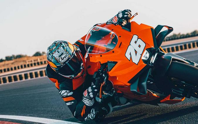 2026 KTM 990 RC R Orange