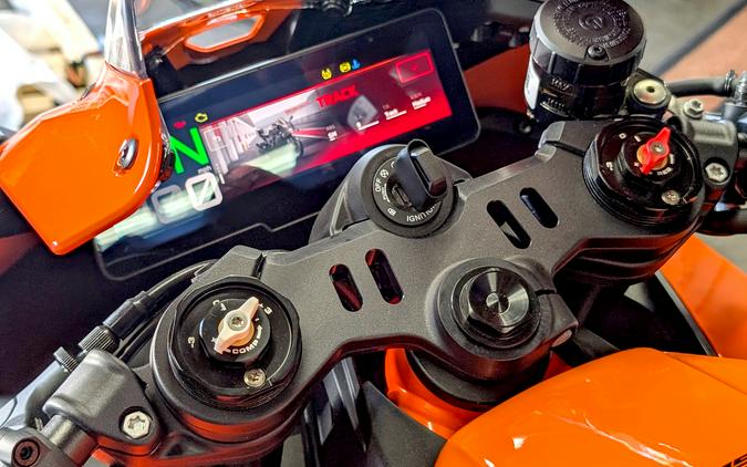 2026 KTM 990 RC R Orange