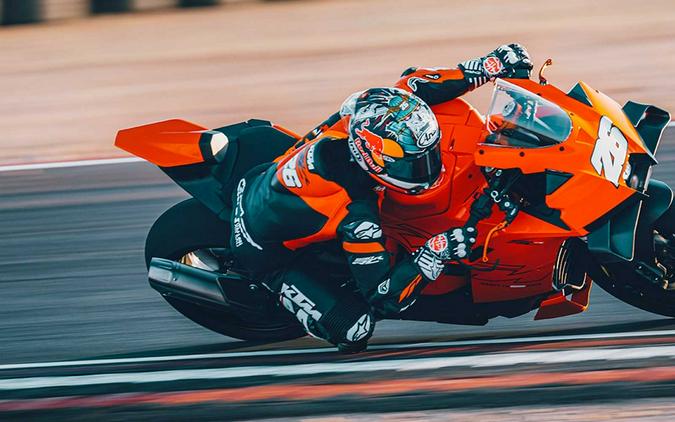 2026 KTM 990 RC R Orange