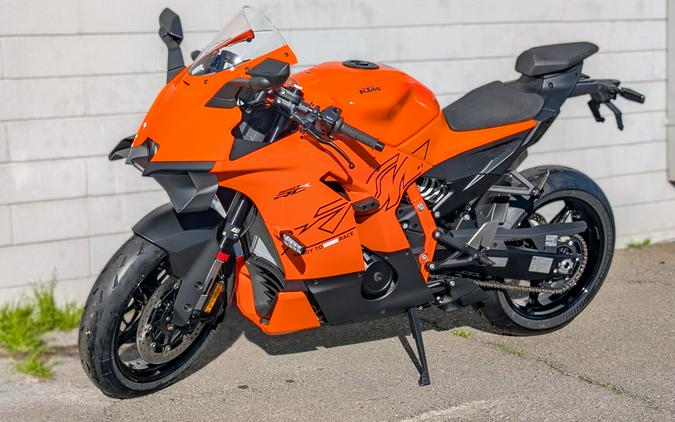 2026 KTM 990 RC R Orange