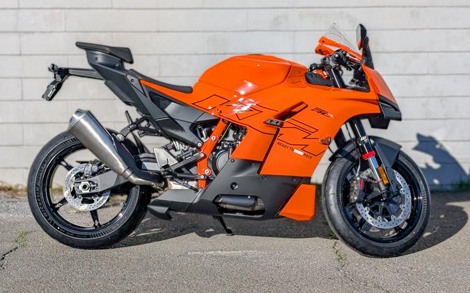 2026 KTM 990 RC R Orange