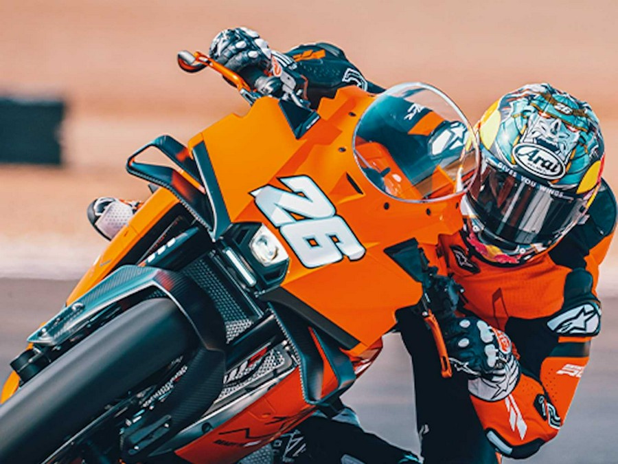 2026 KTM 990 RC R Orange