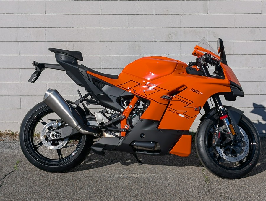 2026 KTM 990 RC R Orange