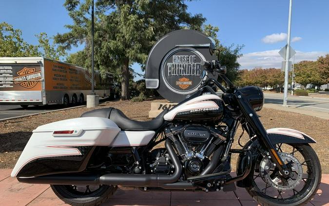 2023 Harley-Davidson® FLHRXS - Road King® Special