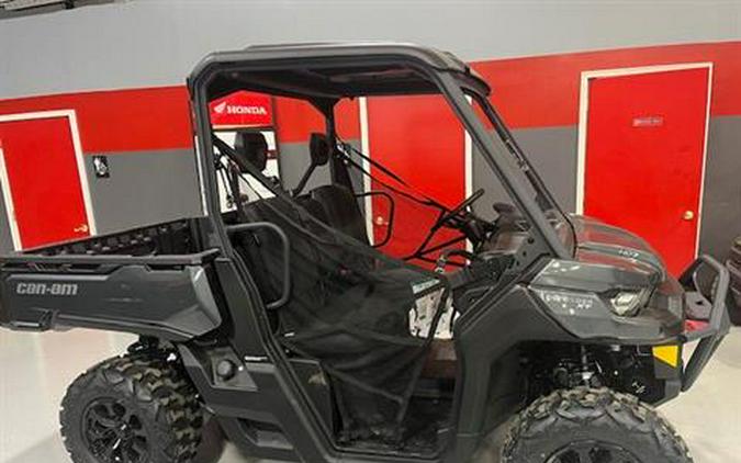 2024 Can-Am Defender XT HD7