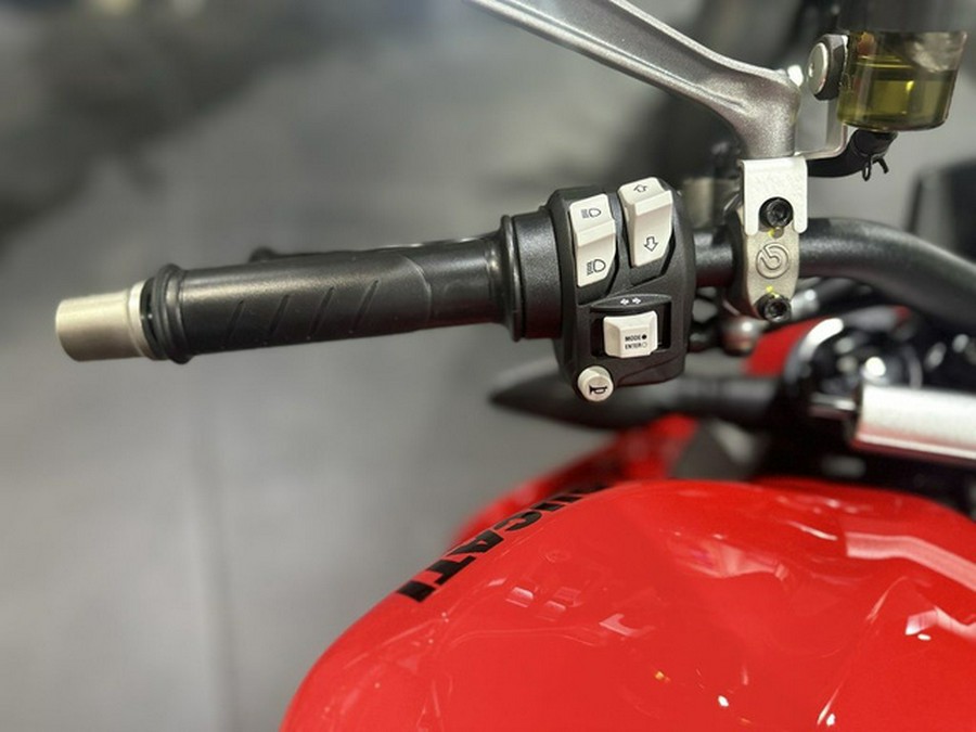 2025 Ducati Streetfighter V2