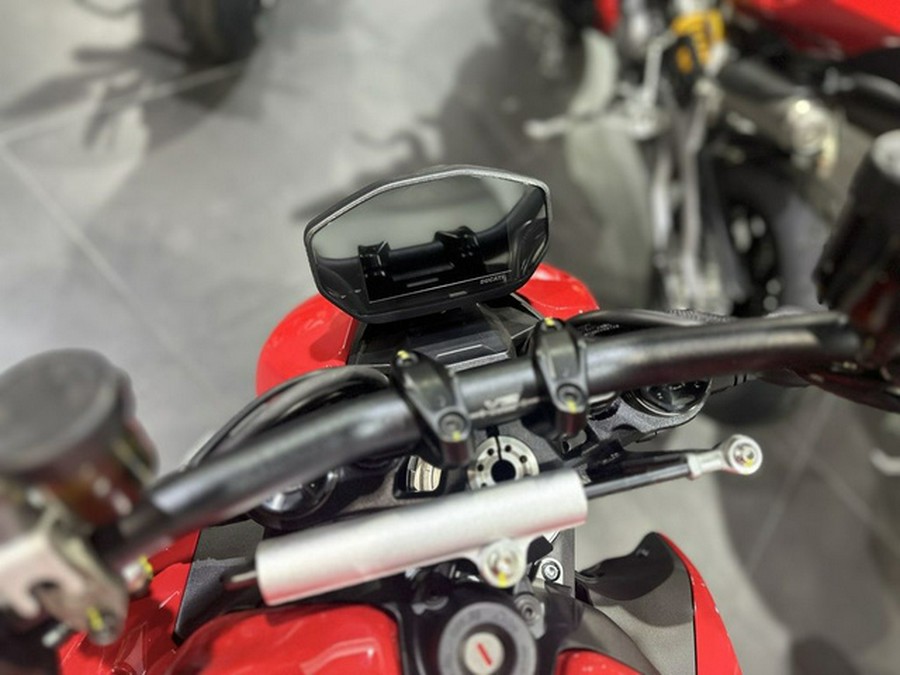 2025 Ducati Streetfighter V2