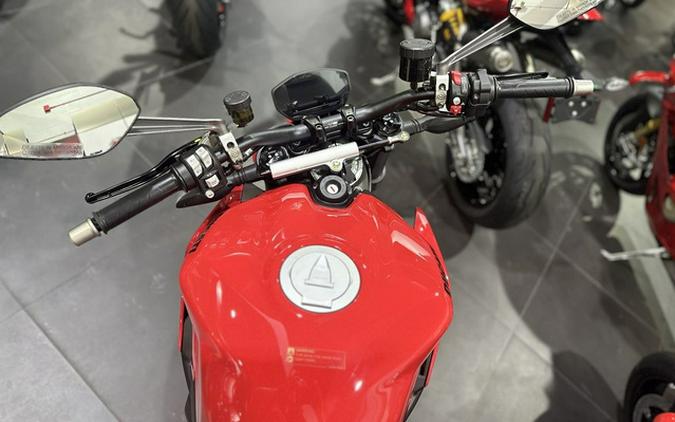 2025 Ducati Streetfighter V2