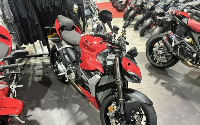 2025 Ducati Streetfighter V2