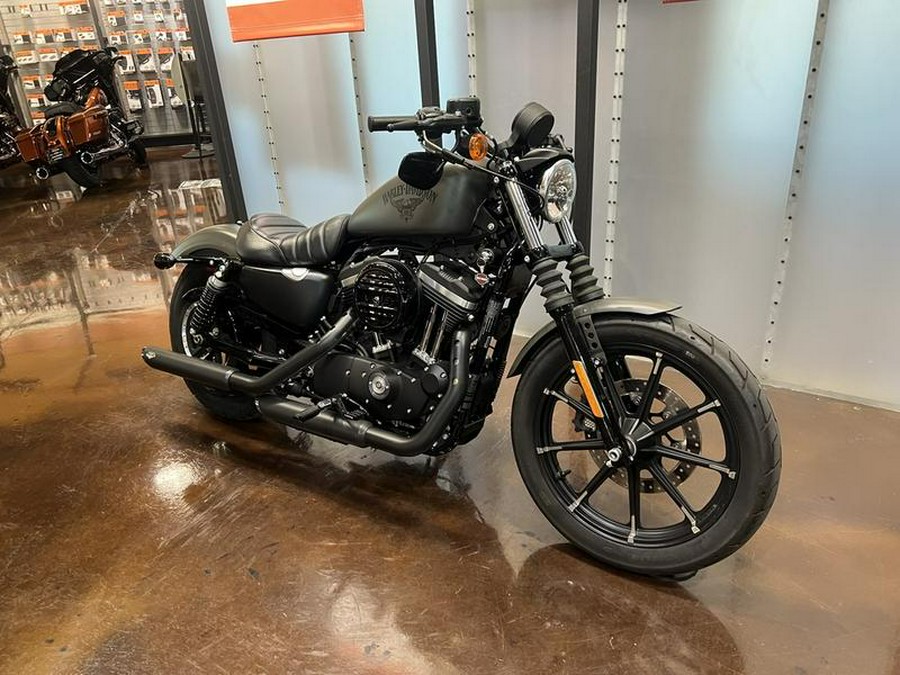 2018 Harley-Davidson® XL883N - Sportster® Iron 883™