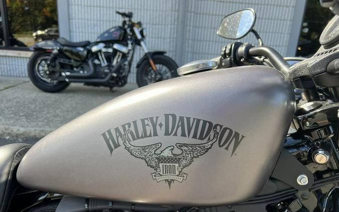 2016 Harley-Davidson® XL883N - Sportster® Iron 883™