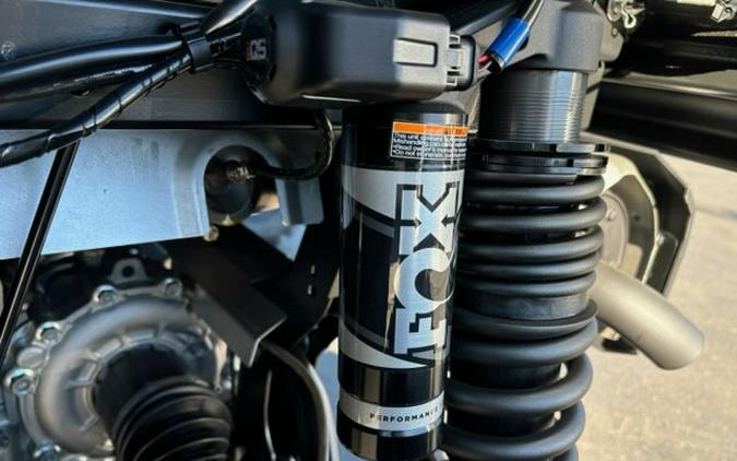 2025 Yamaha Wolverine RMAX2 1000 Limited