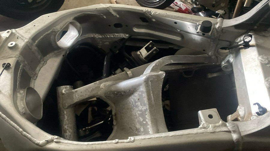 2001 Suzuki GSX-R750 *Mechanics Special*