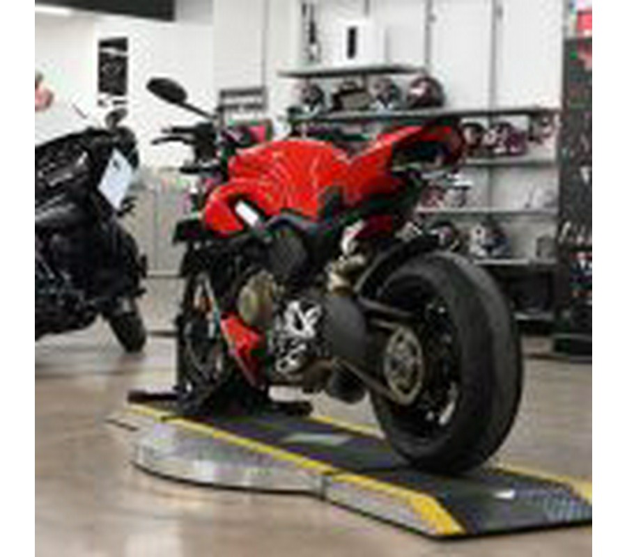 2021 Ducati Streetfighter V4