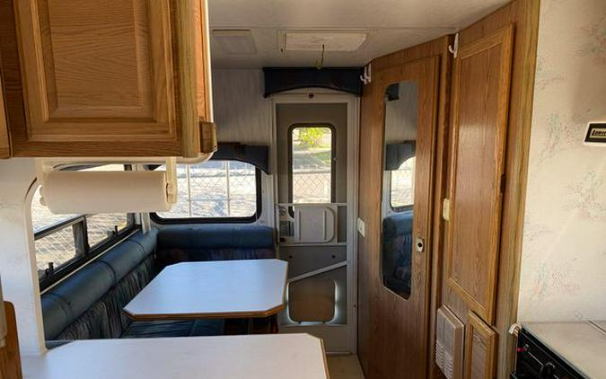Used 1994 LANCE 880