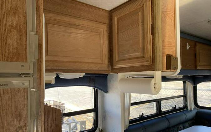 Used 1994 LANCE 880