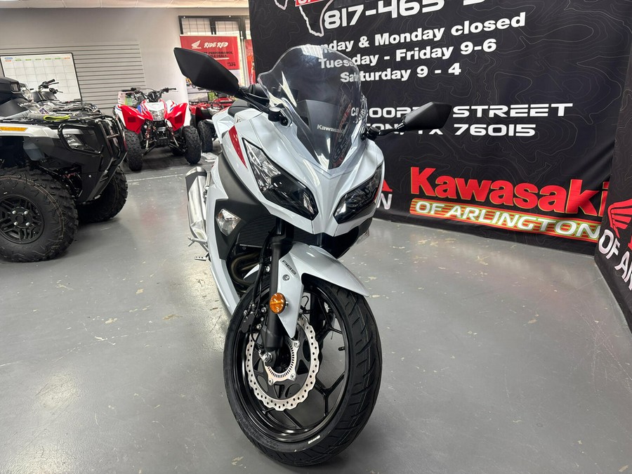2026 Kawasaki NINJA 300 ABS