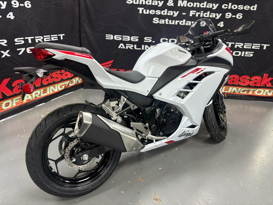 2026 Kawasaki NINJA 300 ABS