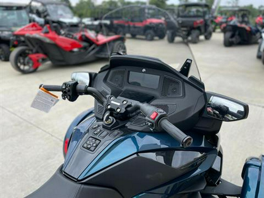 2023 Can-Am Spyder RT