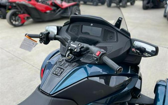 2023 Can-Am Spyder RT