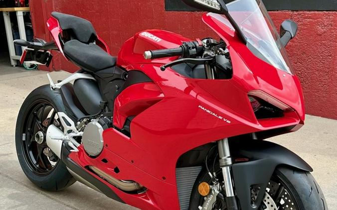 2024 Ducati Panigale V2 Red