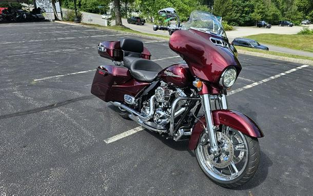 2014 Harley-Davidson FLHXS - Street Glide Special