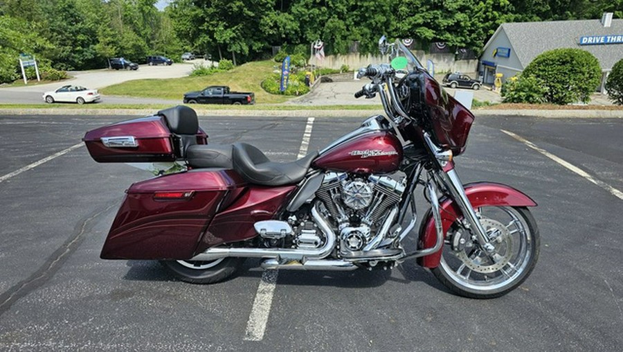 2014 Harley-Davidson FLHXS - Street Glide Special