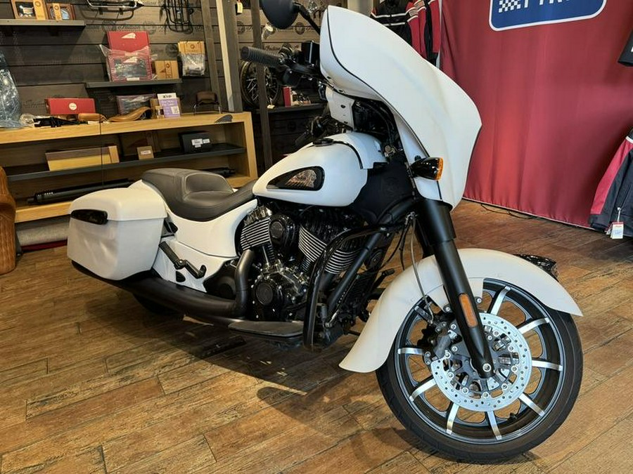 2019 Indian Motorcycle® Chieftain Dark Horse® White Smoke