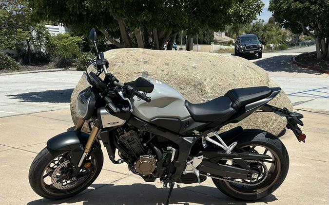 2025 Honda CB650R E-Clutch