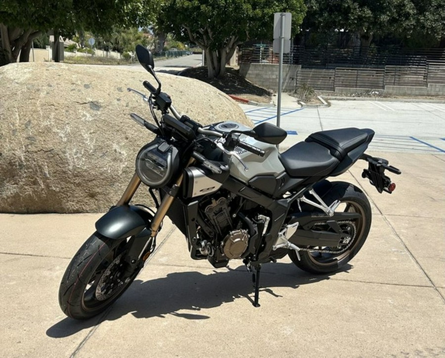 2025 Honda CB650R E-Clutch