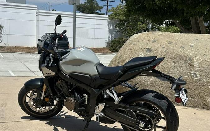 2025 Honda CB650R E-Clutch