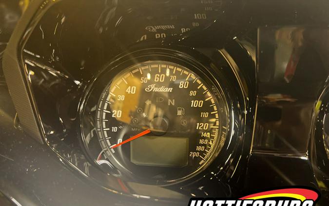 2025 Indian Challenger Dark Horse 112 Moss Green Smoke