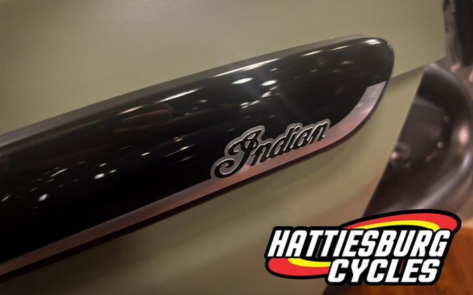 2025 Indian Challenger Dark Horse 112 Moss Green Smoke