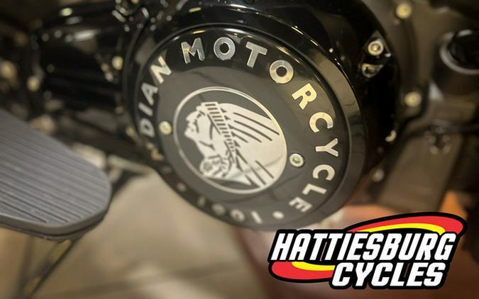 2025 Indian Challenger Dark Horse 112 Moss Green Smoke