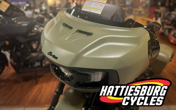 2025 Indian Challenger Dark Horse 112 Moss Green Smoke